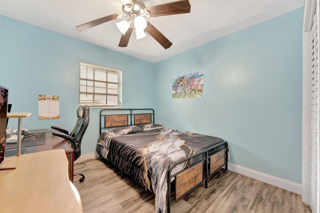 For Sale: $340,000 (3 beds, 2 baths, 1500 Square Feet)