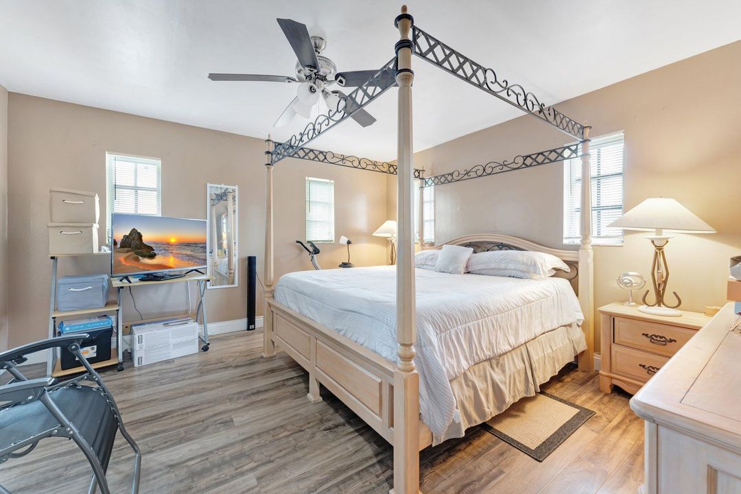 For Sale: $340,000 (3 beds, 2 baths, 1500 Square Feet)