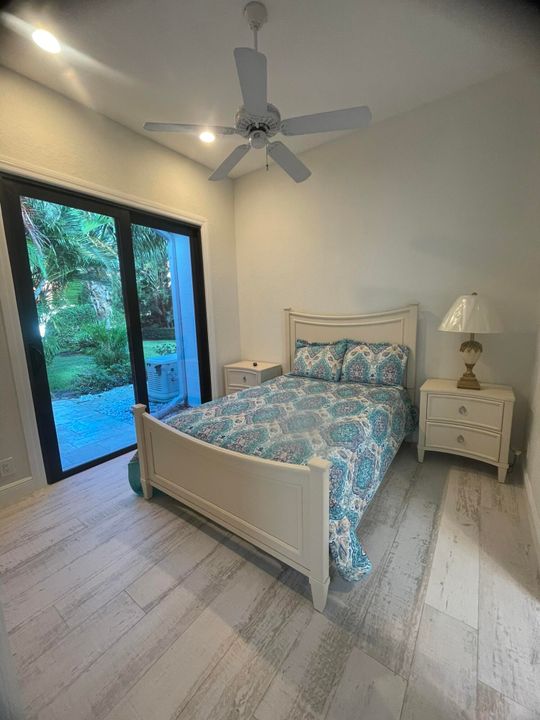 出租: $2,400 (1 贝兹, 1 浴室, 500 平方英尺)