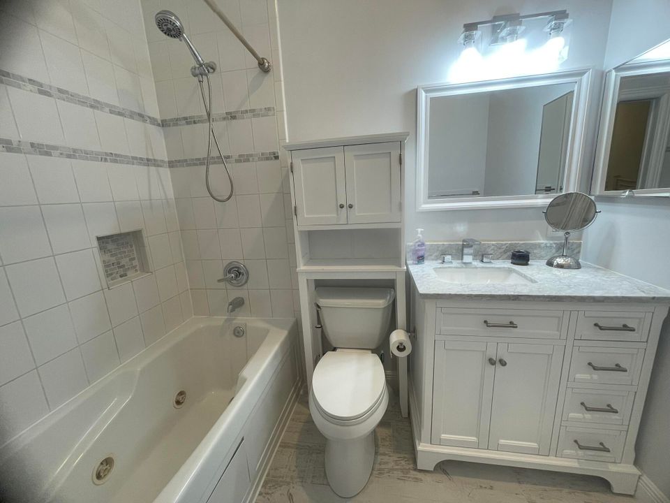 出租: $2,400 (1 贝兹, 1 浴室, 500 平方英尺)