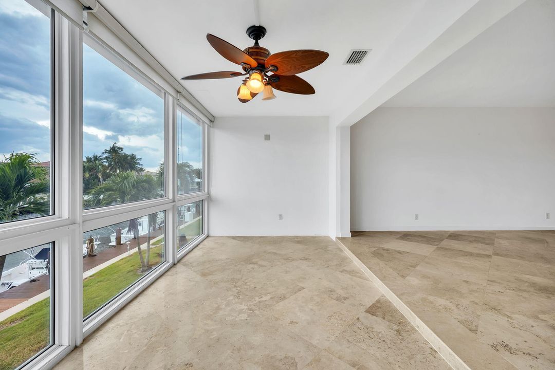 В аренду: $2,500 (2 спален, 2 ванн, 1267 Квадратных фут)