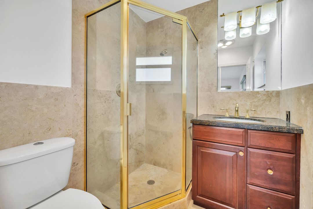 В аренду: $2,500 (2 спален, 2 ванн, 1267 Квадратных фут)