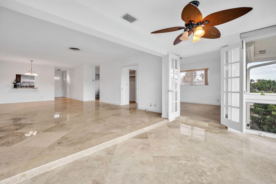 В аренду: $2,500 (2 спален, 2 ванн, 1267 Квадратных фут)