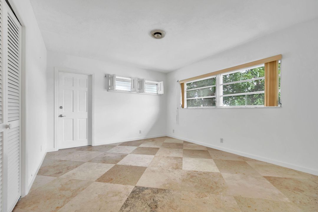 В аренду: $2,500 (2 спален, 2 ванн, 1267 Квадратных фут)