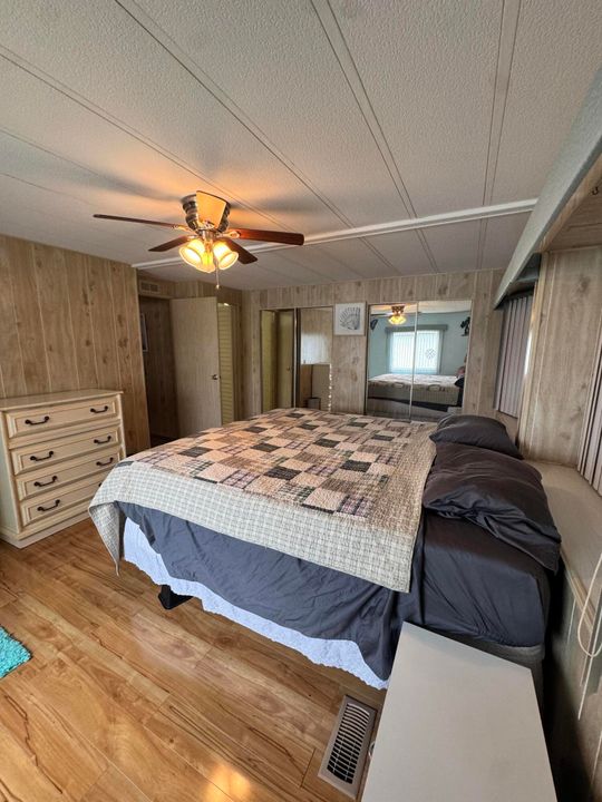 待售: $69,000 (2 贝兹, 2 浴室, 1400 平方英尺)