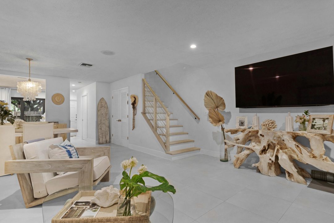 待售: $450,000 (2 贝兹, 2 浴室, 1440 平方英尺)