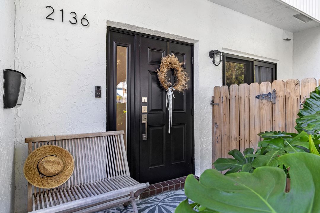 待售: $450,000 (2 贝兹, 2 浴室, 1440 平方英尺)