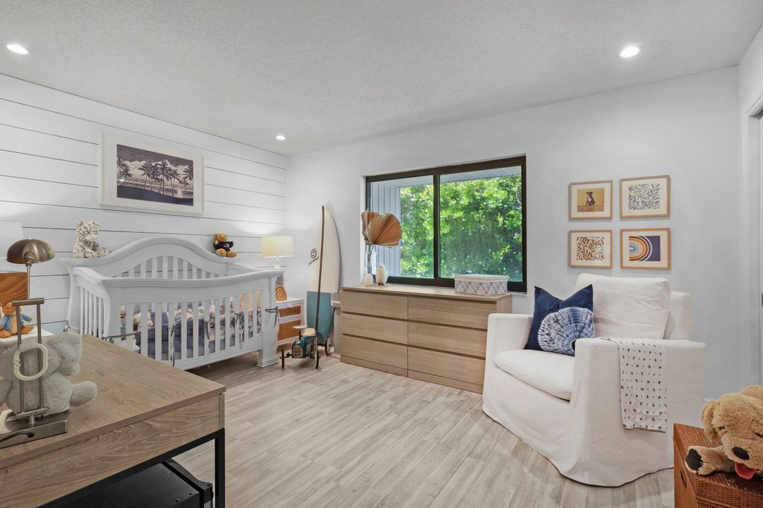 待售: $450,000 (2 贝兹, 2 浴室, 1440 平方英尺)