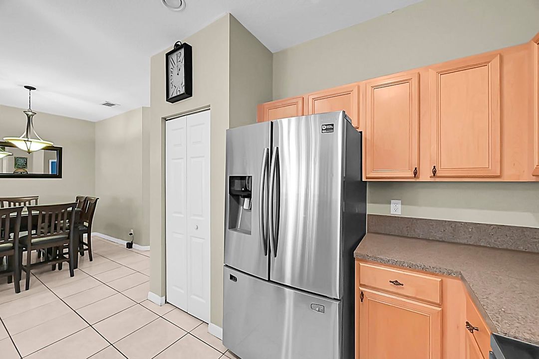 Active With Contract: $395,000 (3 beds, 2 baths, 1817 Square Feet)