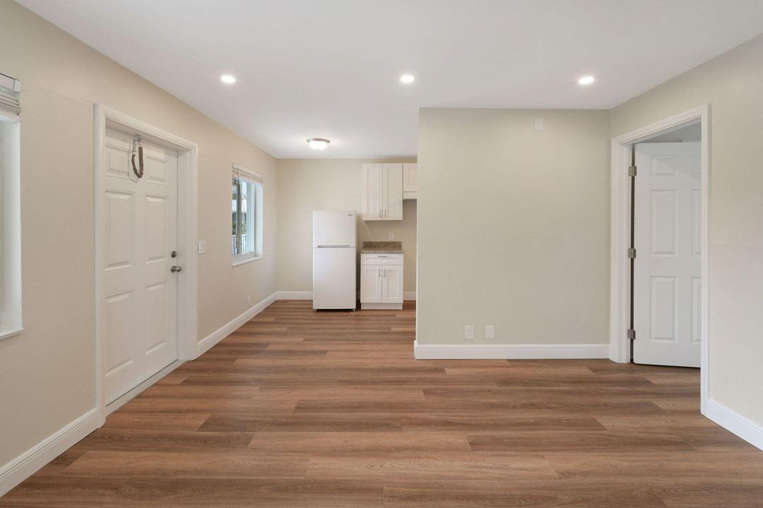 Activo con contrato: $1,350 (1 camas, 1 baños, 455 Pies cuadrados)