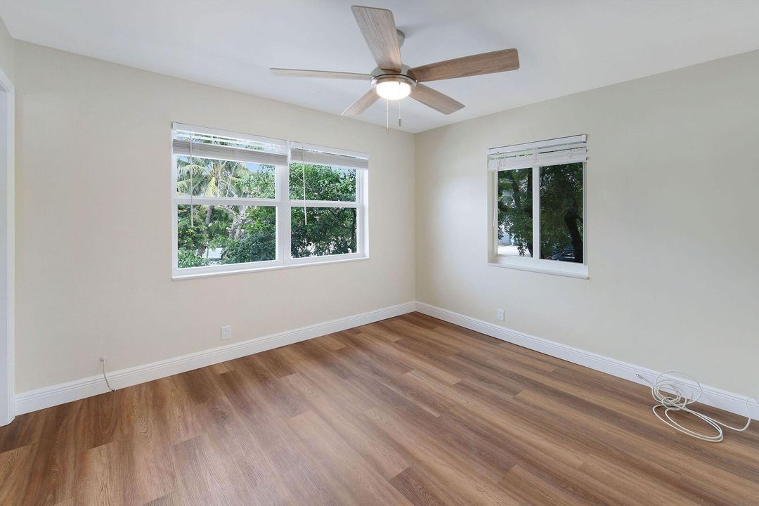 Activo con contrato: $1,350 (1 camas, 1 baños, 455 Pies cuadrados)