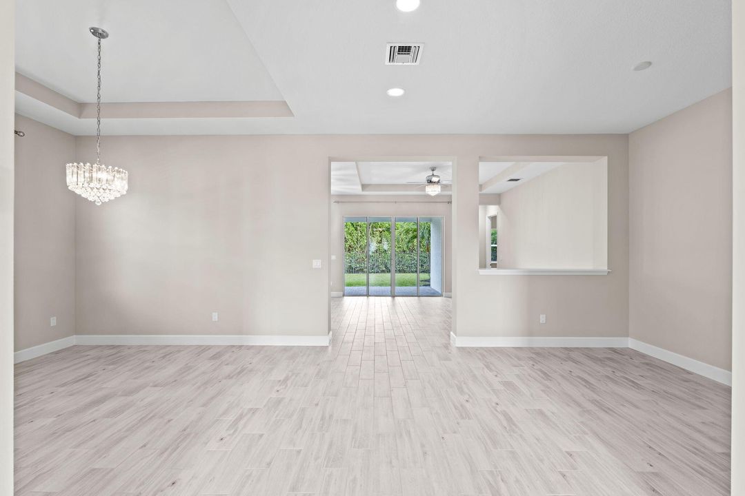 For Sale: $569,000 (3 beds, 2 baths, 2042 Square Feet)