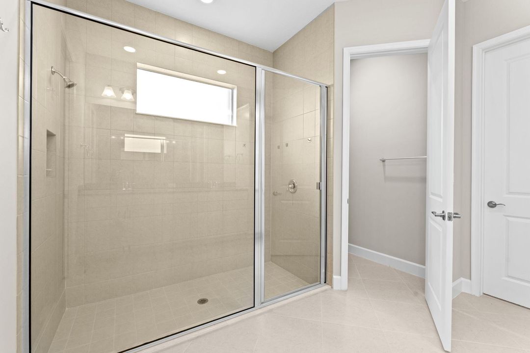 For Sale: $569,000 (3 beds, 2 baths, 2042 Square Feet)