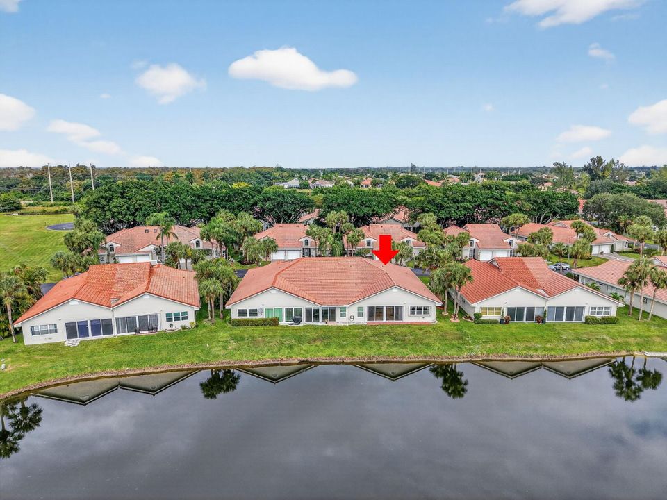 For Sale: $418,000 (2 beds, 2 baths, 1727 Square Feet)