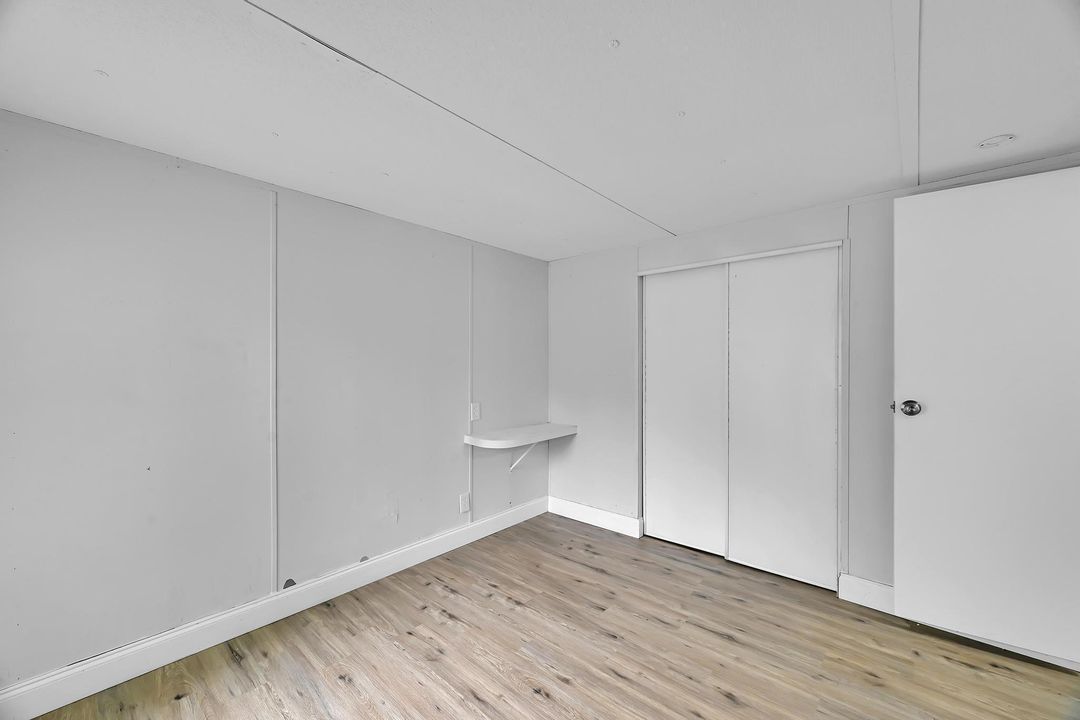 For Sale: $130,000 (2 beds, 1 baths, 672 Square Feet)