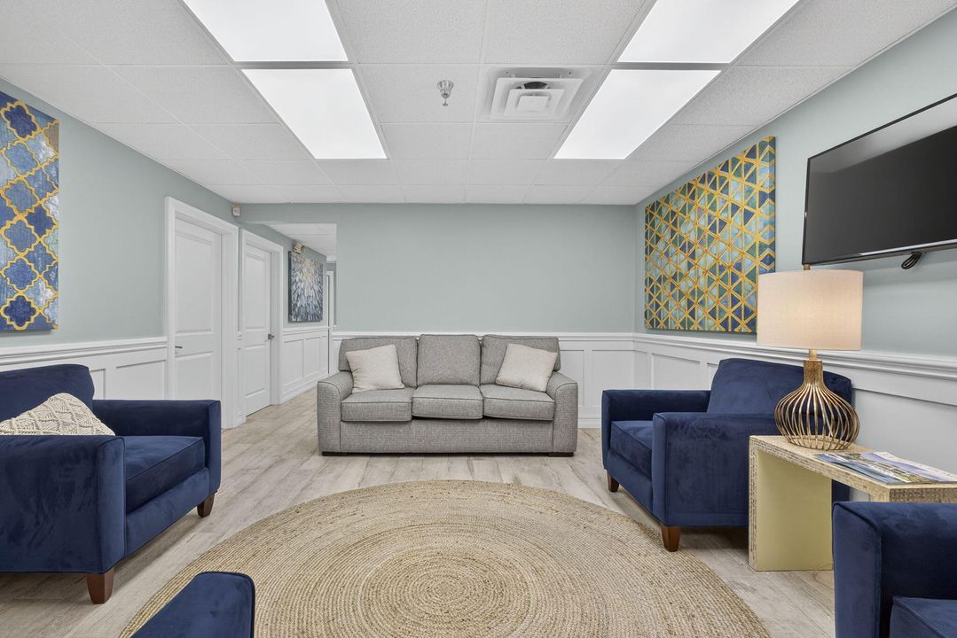 На продажу: $500,000 (0 спален, 0 ванн, 1400 Квадратных фут)