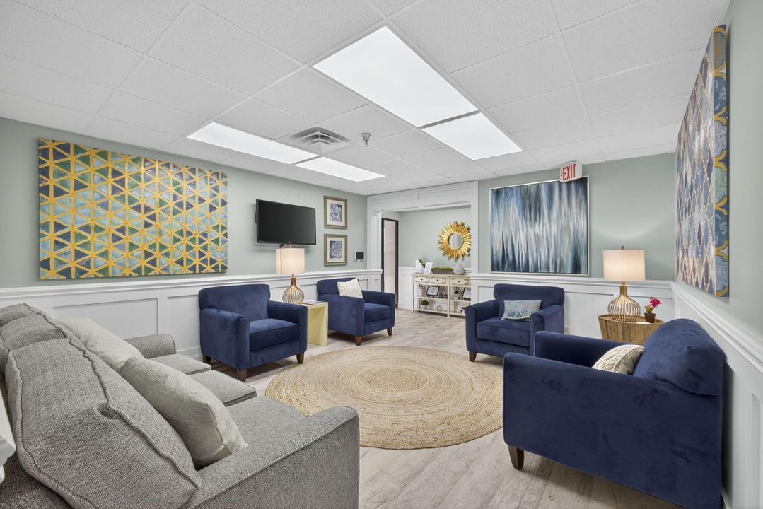 На продажу: $500,000 (0 спален, 0 ванн, 1400 Квадратных фут)