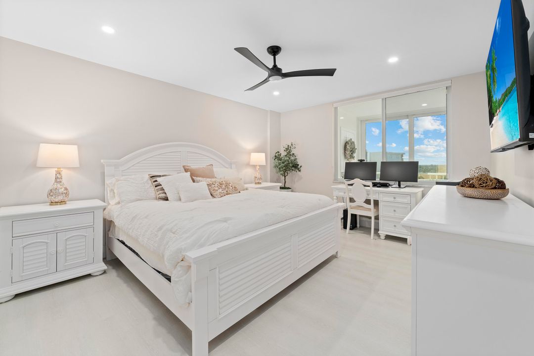 For Sale: $795,000 (2 beds, 2 baths, 1201 Square Feet)