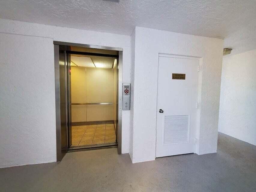 В аренду: $5,000 (1 спален, 1 ванн, 860 Квадратных фут)