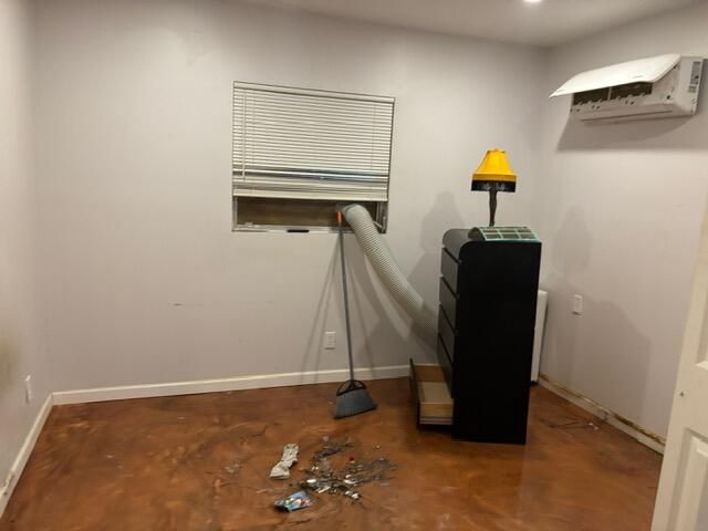 待售: $239,000 (3 贝兹, 2 浴室, 1178 平方英尺)