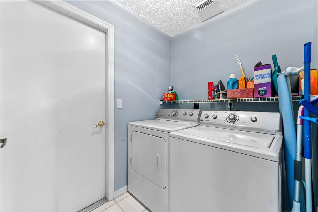 For Sale: $480,000 (3 beds, 2 baths, 1689 Square Feet)