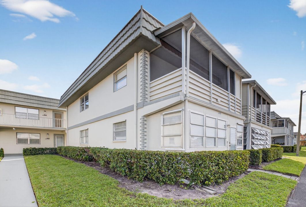 待售: $86,000 (1 贝兹, 1 浴室, 720 平方英尺)