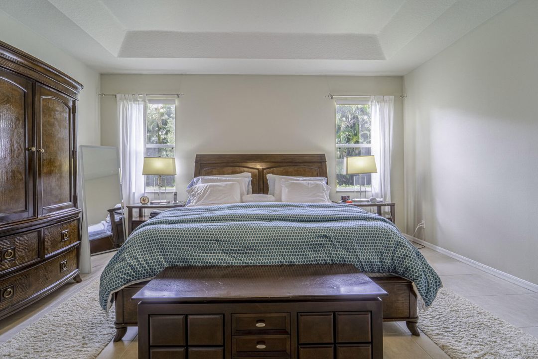 For Sale: $450,000 (3 beds, 2 baths, 1994 Square Feet)