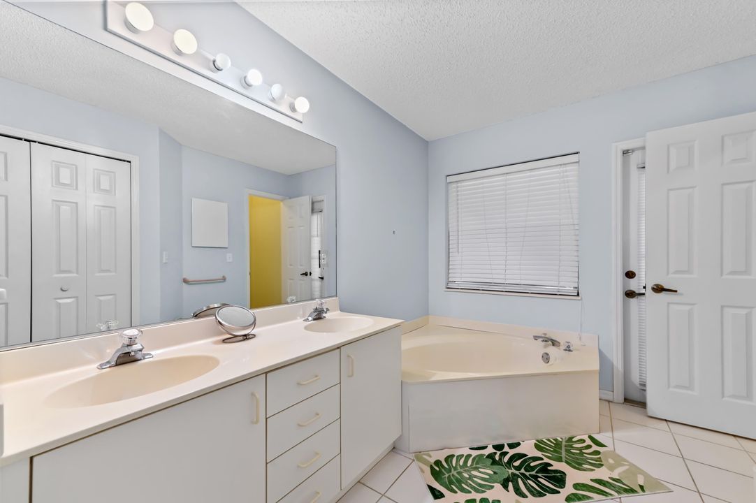 For Sale: $480,000 (3 beds, 2 baths, 1689 Square Feet)