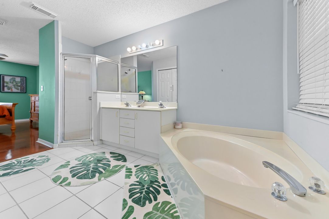 For Sale: $480,000 (3 beds, 2 baths, 1689 Square Feet)