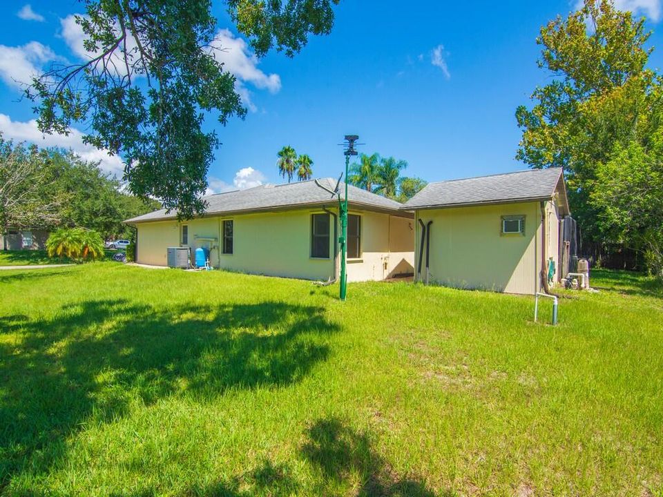 Activo con contrato: $449,000 (3 camas, 2 baños, 1690 Pies cuadrados)