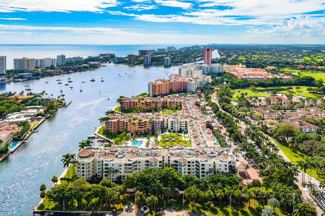 For Sale: $1,225,000 (2 beds, 2 baths, 1524 Square Feet)