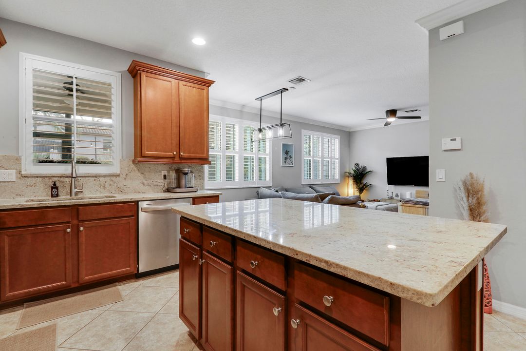 For Sale: $529,000 (3 beds, 2 baths, 1626 Square Feet)