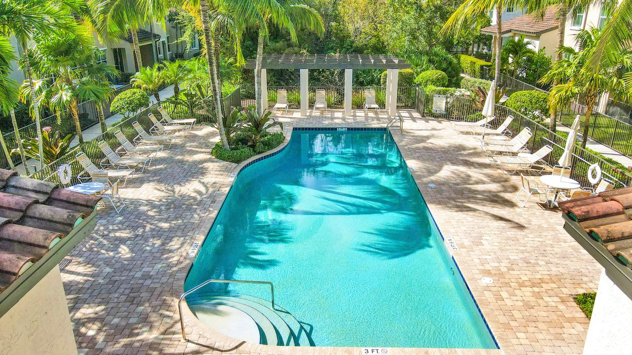 For Sale: $529,000 (3 beds, 2 baths, 1626 Square Feet)