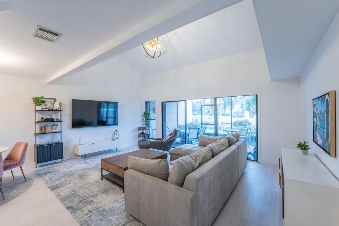 На продажу: $299,000 (2 спален, 2 ванн, 1378 Квадратных фут)