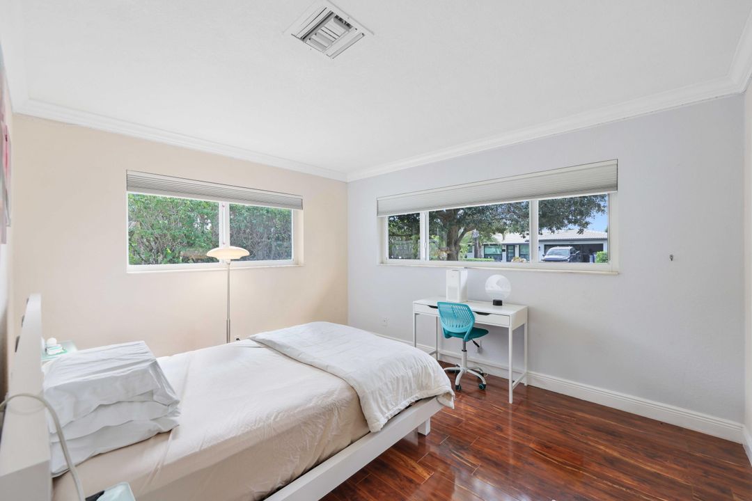 En Venta: $1,049,000 (3 camas, 2 baños, 1911 Pies cuadrados)