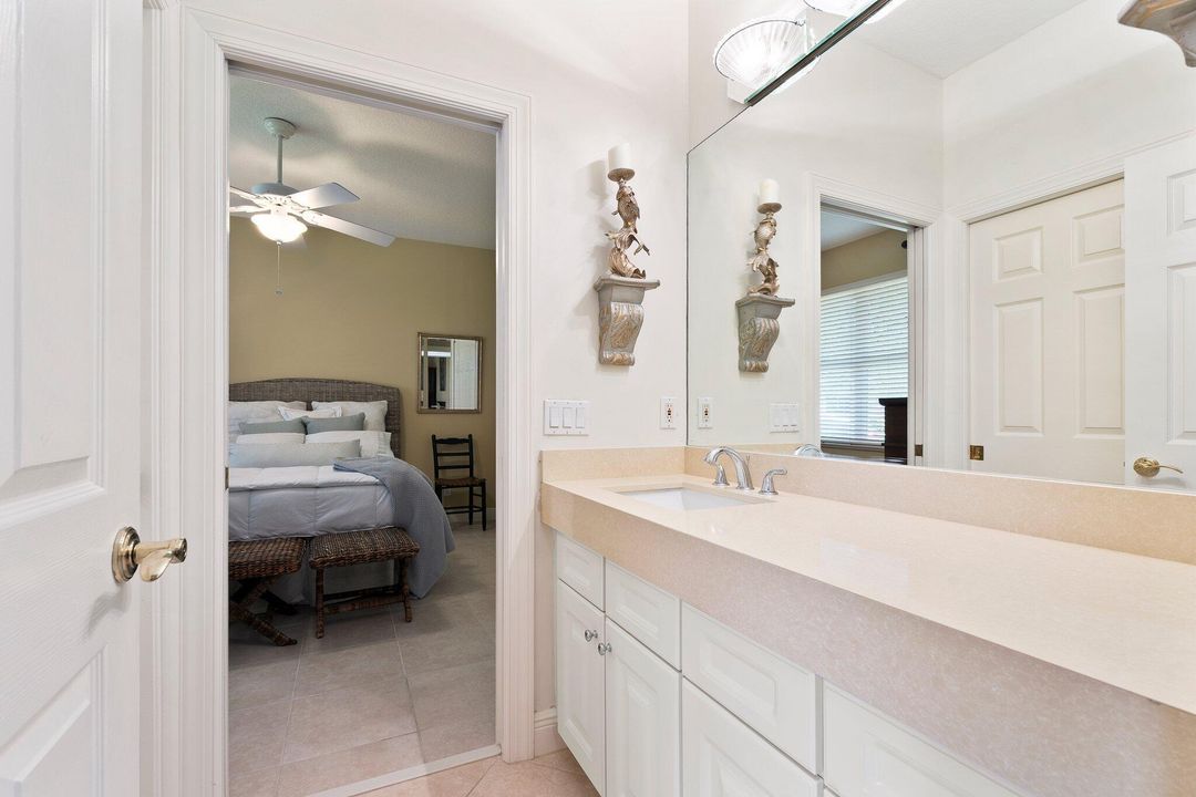 Activo con contrato: $575,000 (3 camas, 3 baños, 2724 Pies cuadrados)