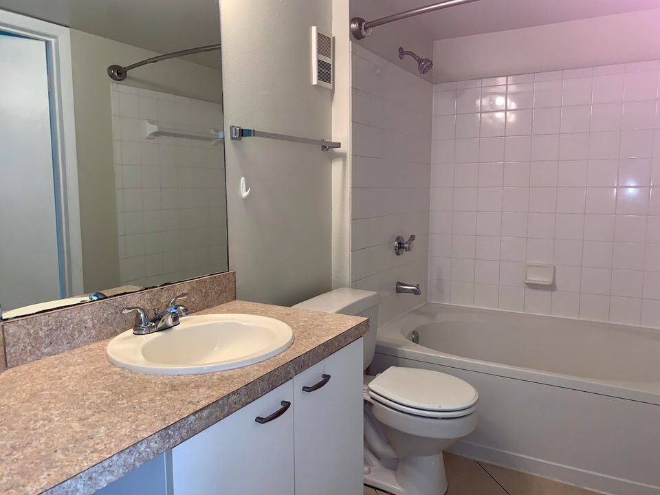 En Renta: $2,250 (2 camas, 2 baños, 1101 Pies cuadrados)