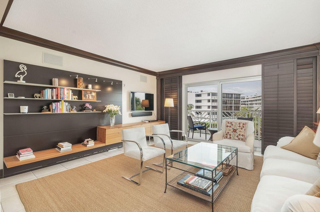 For Rent: $14,500 (2 beds, 2 baths, 1395 Square Feet)