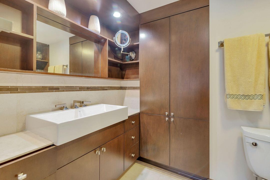 For Rent: $14,500 (2 beds, 2 baths, 1395 Square Feet)