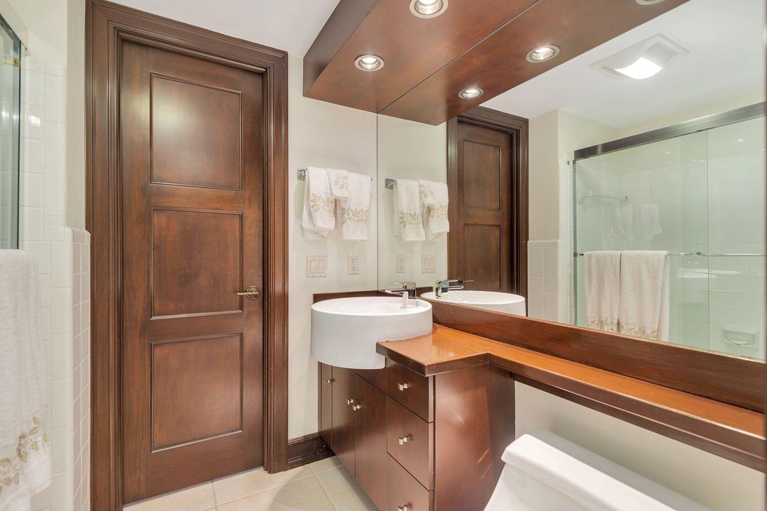 For Rent: $14,500 (2 beds, 2 baths, 1395 Square Feet)