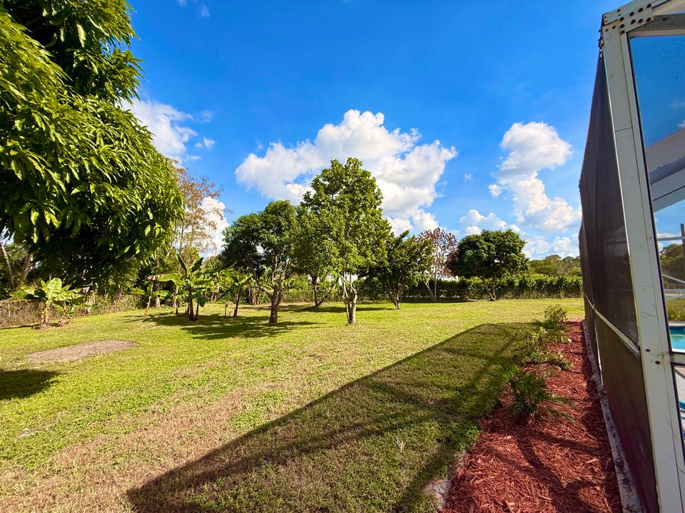 待售: $899,000 (4 贝兹, 3 浴室, 2301 平方英尺)