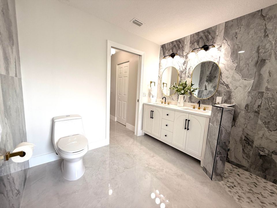 待售: $899,000 (4 贝兹, 3 浴室, 2301 平方英尺)