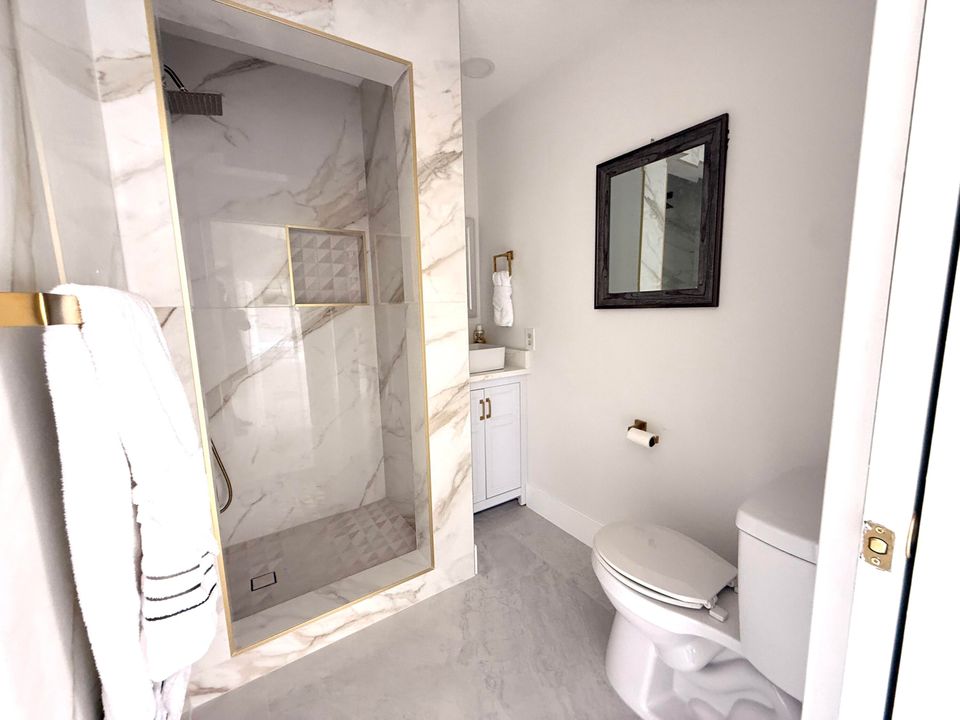 待售: $899,000 (4 贝兹, 3 浴室, 2301 平方英尺)