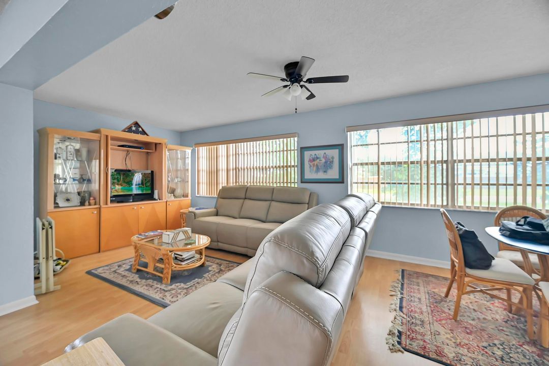 На продажу: $460,000 (2 спален, 2 ванн, 1885 Квадратных фут)