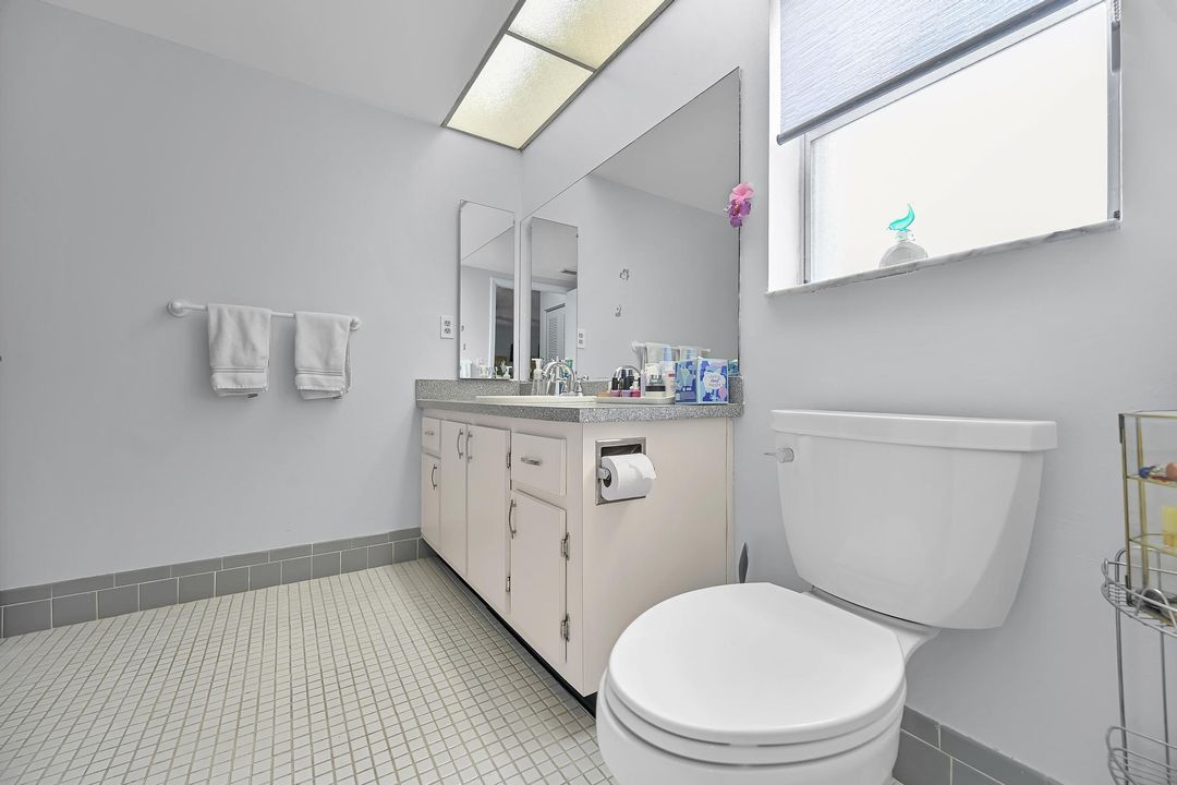 На продажу: $460,000 (2 спален, 2 ванн, 1885 Квадратных фут)