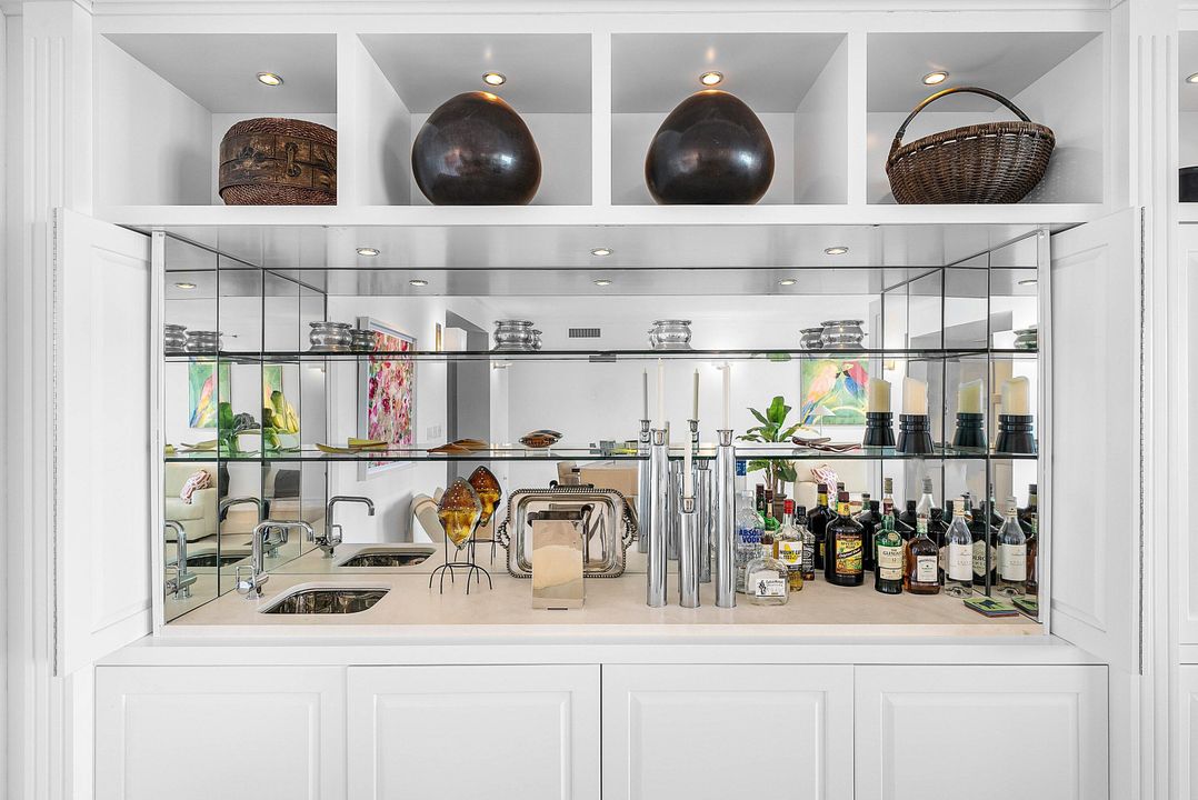 En Venta: $4,995,000 (3 camas, 4 baños, 4168 Pies cuadrados)