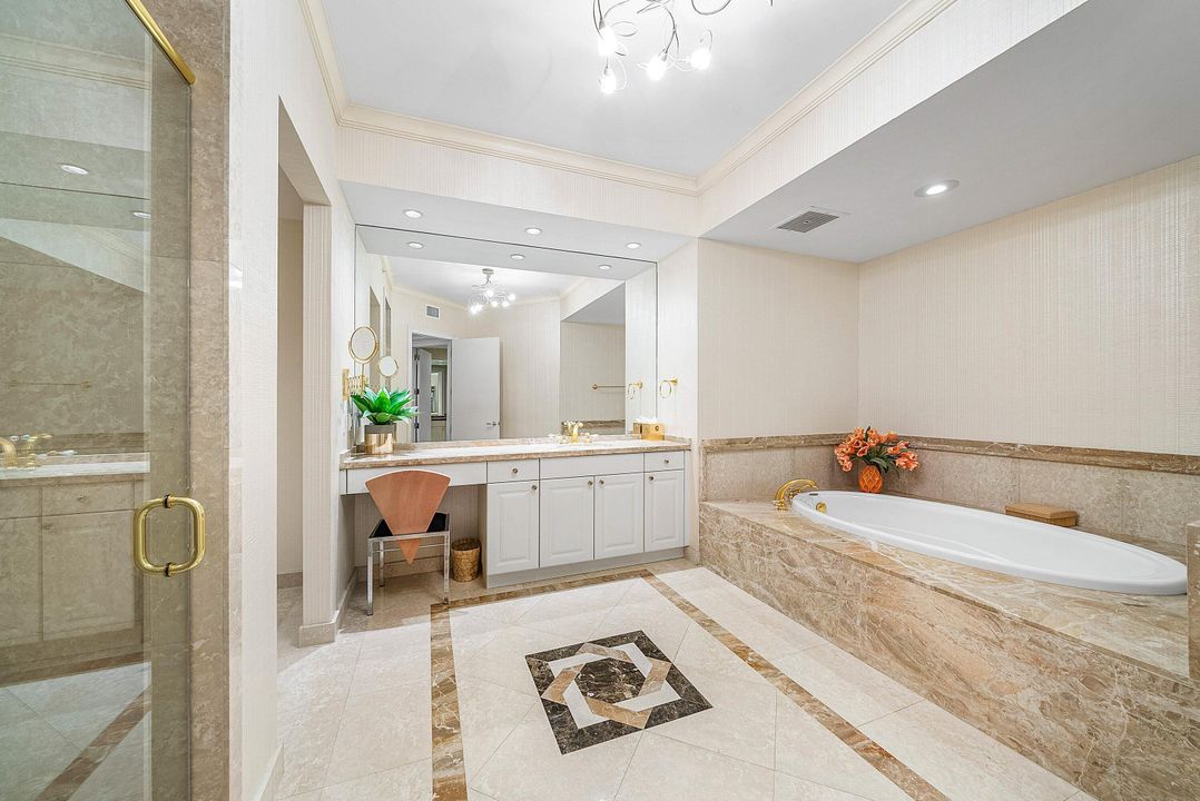 En Venta: $4,995,000 (3 camas, 4 baños, 4168 Pies cuadrados)