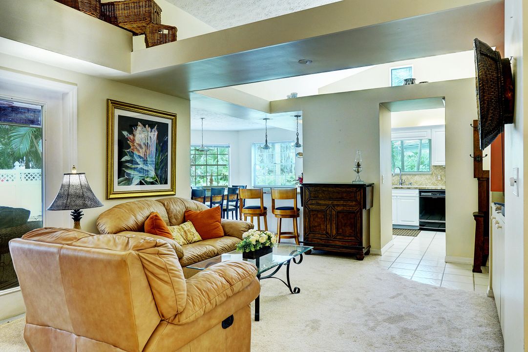 For Sale: $425,000 (3 beds, 2 baths, 1888 Square Feet)