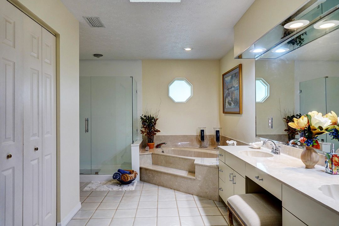 For Sale: $425,000 (3 beds, 2 baths, 1888 Square Feet)