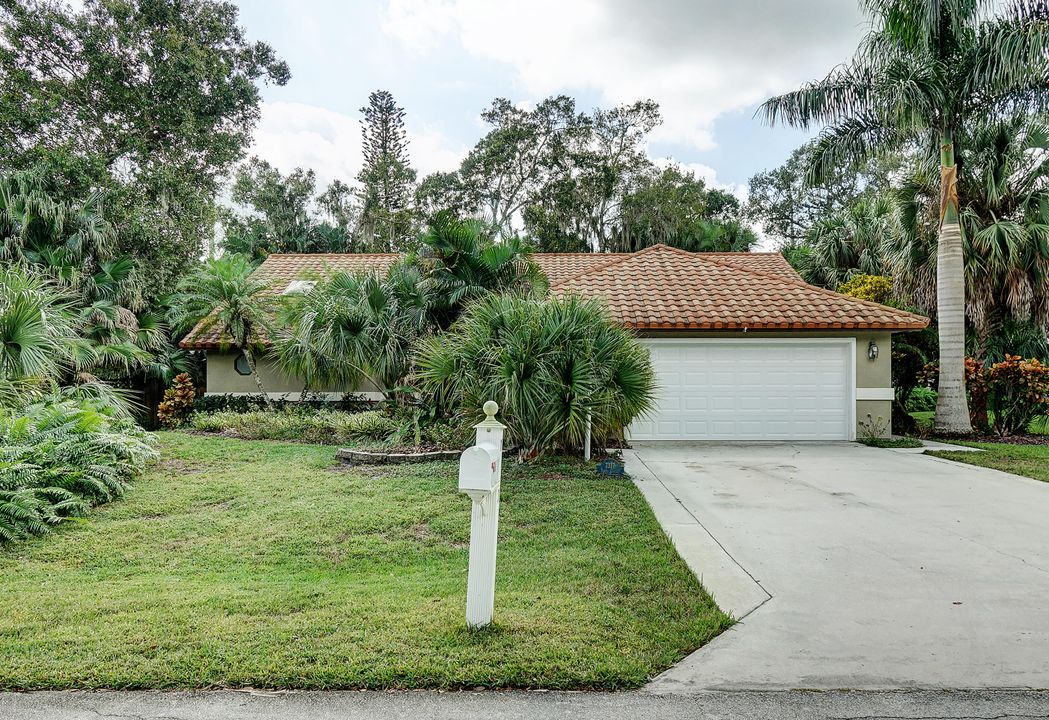 For Sale: $425,000 (3 beds, 2 baths, 1888 Square Feet)